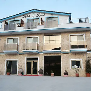  Oda ve Kahvaltı Zeytinli Konak Türkiye