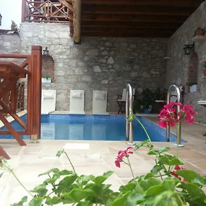 3* Guest house Amazon Petite Palace